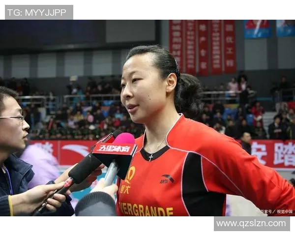 中国体育女运动员的奋斗与荣耀：她们如何在竞技场上书写传奇人生